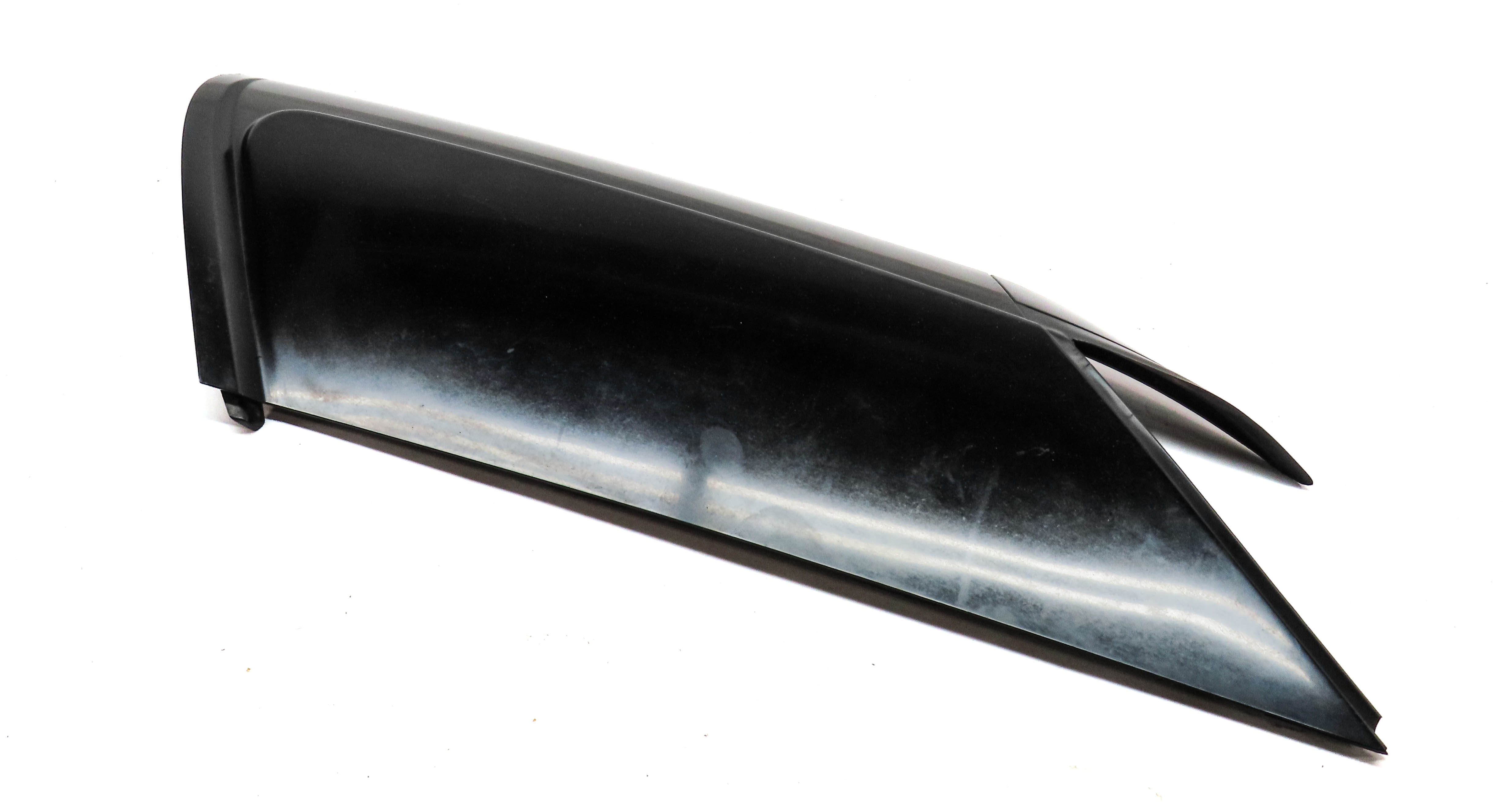 2015 RANGE ROVER SPORT L494 REAR RIGHT EXTERIOR D-PILLAR TRIM COVER CAP (BLACK) — exact item pictured